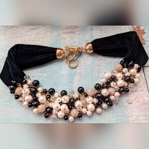 Talbots Velvet Holiday‎ Choker